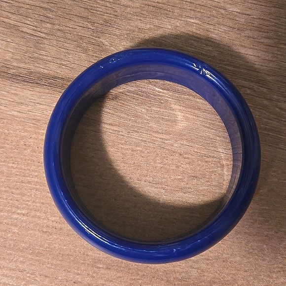 Y2K Blue Plastic Bracelet - Picture 2 of 7